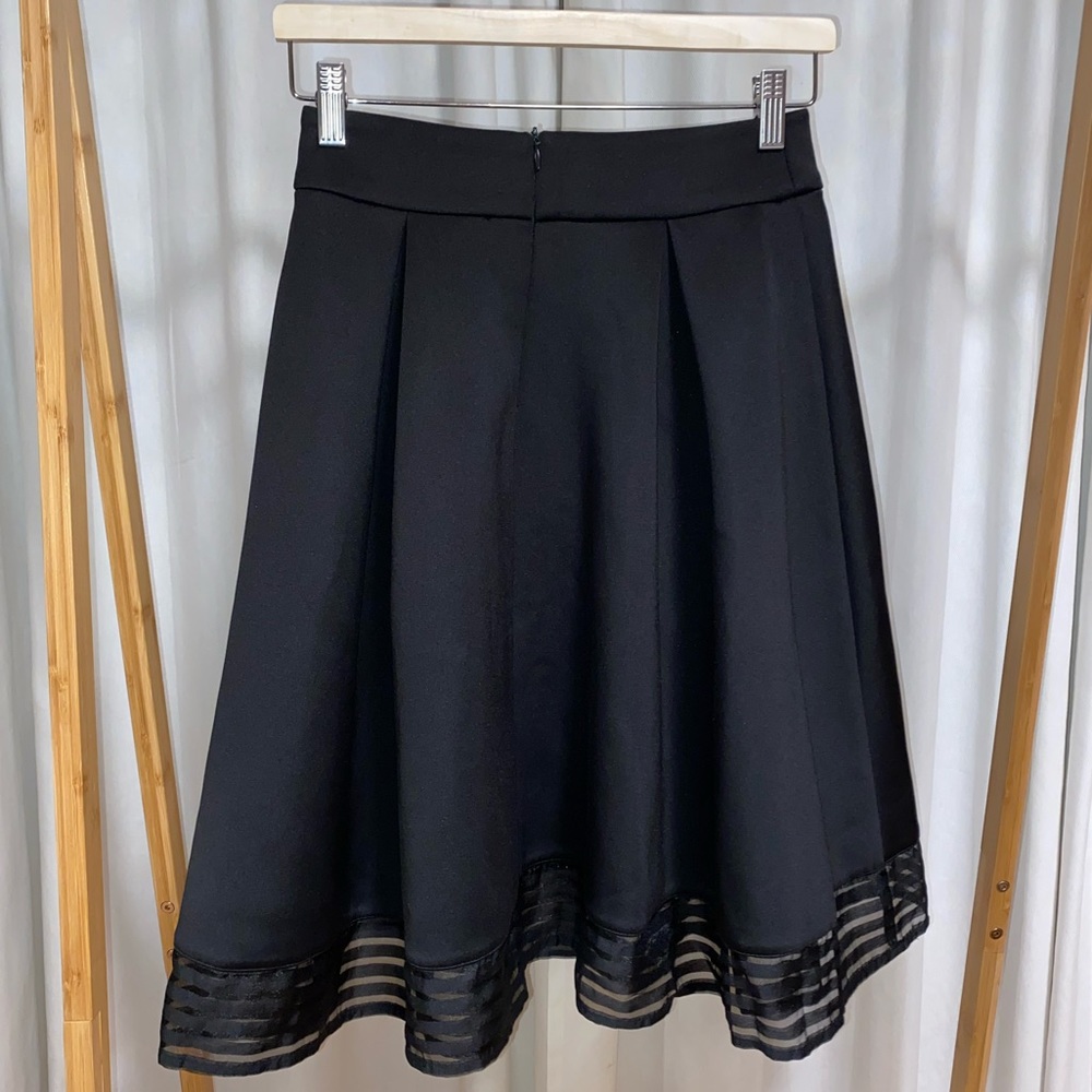 MENDOCINO HYFVE Black Pleated Midi Skirt - Size Small - Picture 2 of 4